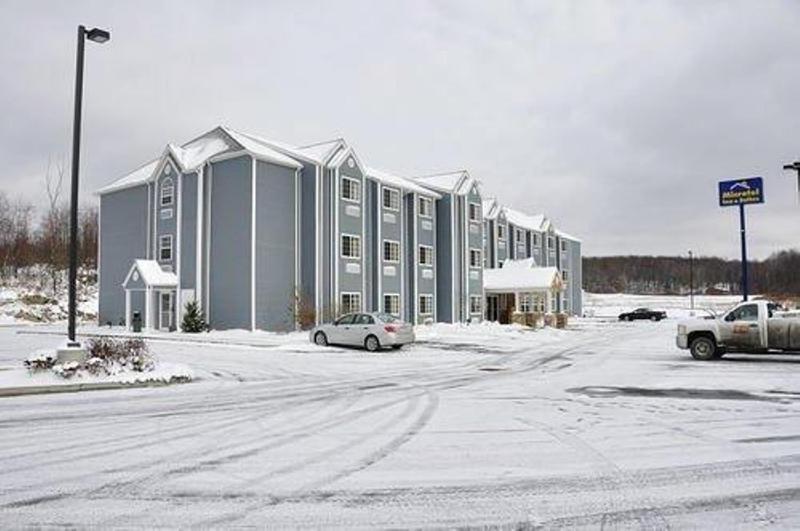Microtel Inn & Suites By Wyndham Hazelton/Bruceton Mills Eksteriør bilde